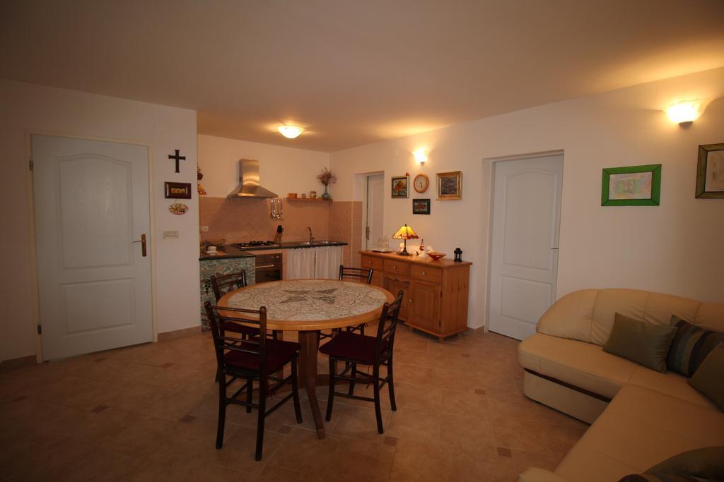 Apartament Megi1 Vrbnik Pokój zdjęcie